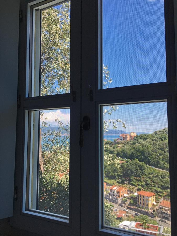 La Terrazza Con L'Ulivo - Guesthouse Con Terrazza E Vista Sul Golfo Dei Poeti La Spezia Eksteriør bilde