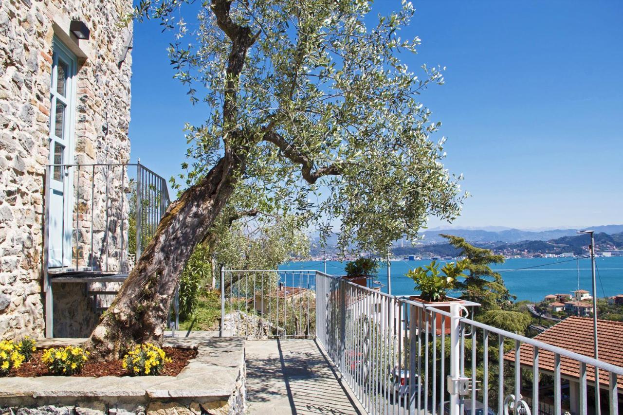La Terrazza Con L'Ulivo - Guesthouse Con Terrazza E Vista Sul Golfo Dei Poeti La Spezia Eksteriør bilde